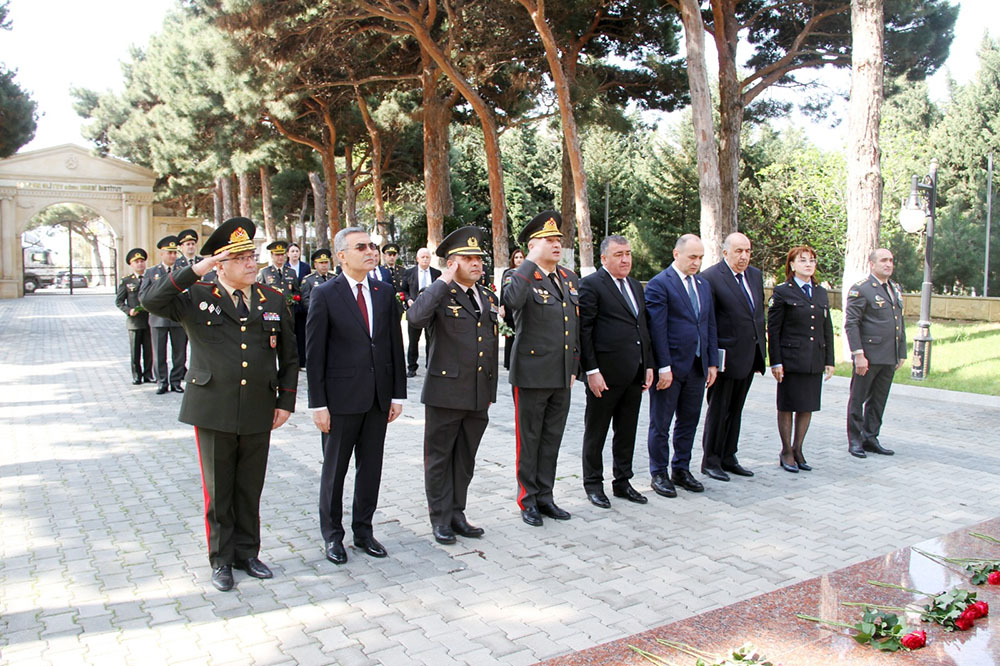 Heydər Əliyev adına Hərbi İnstitutda elmi-praktik konfrans keçirilib