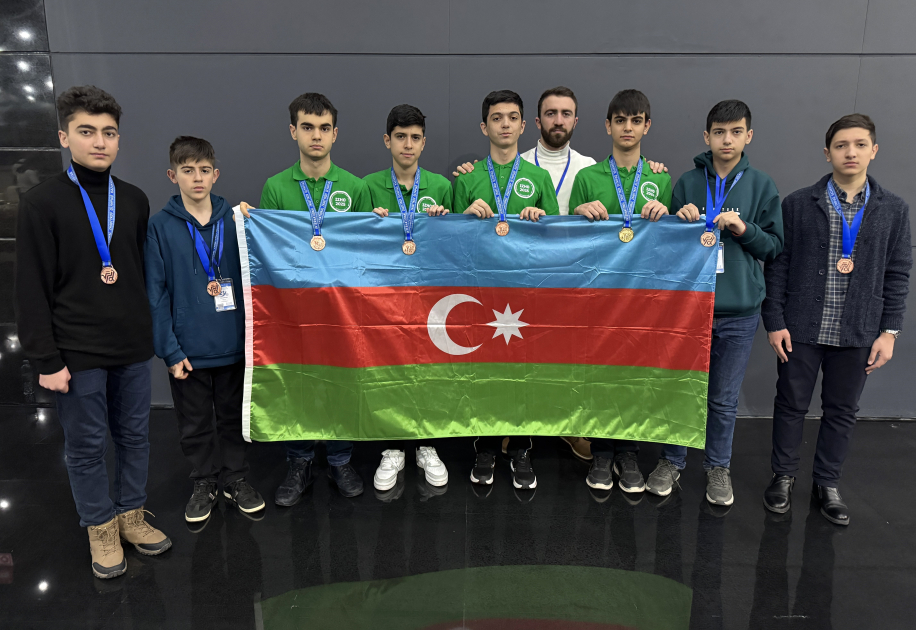 Astanada keçirilən nüfuzlu olimpiadada azərbaycanlı məktəblilərə səkkiz medal təqdim olunub