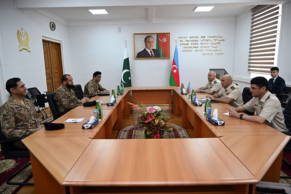 General-mayor Gündüz Əbdülov pakistanlı həmkarı ilə görüşüb